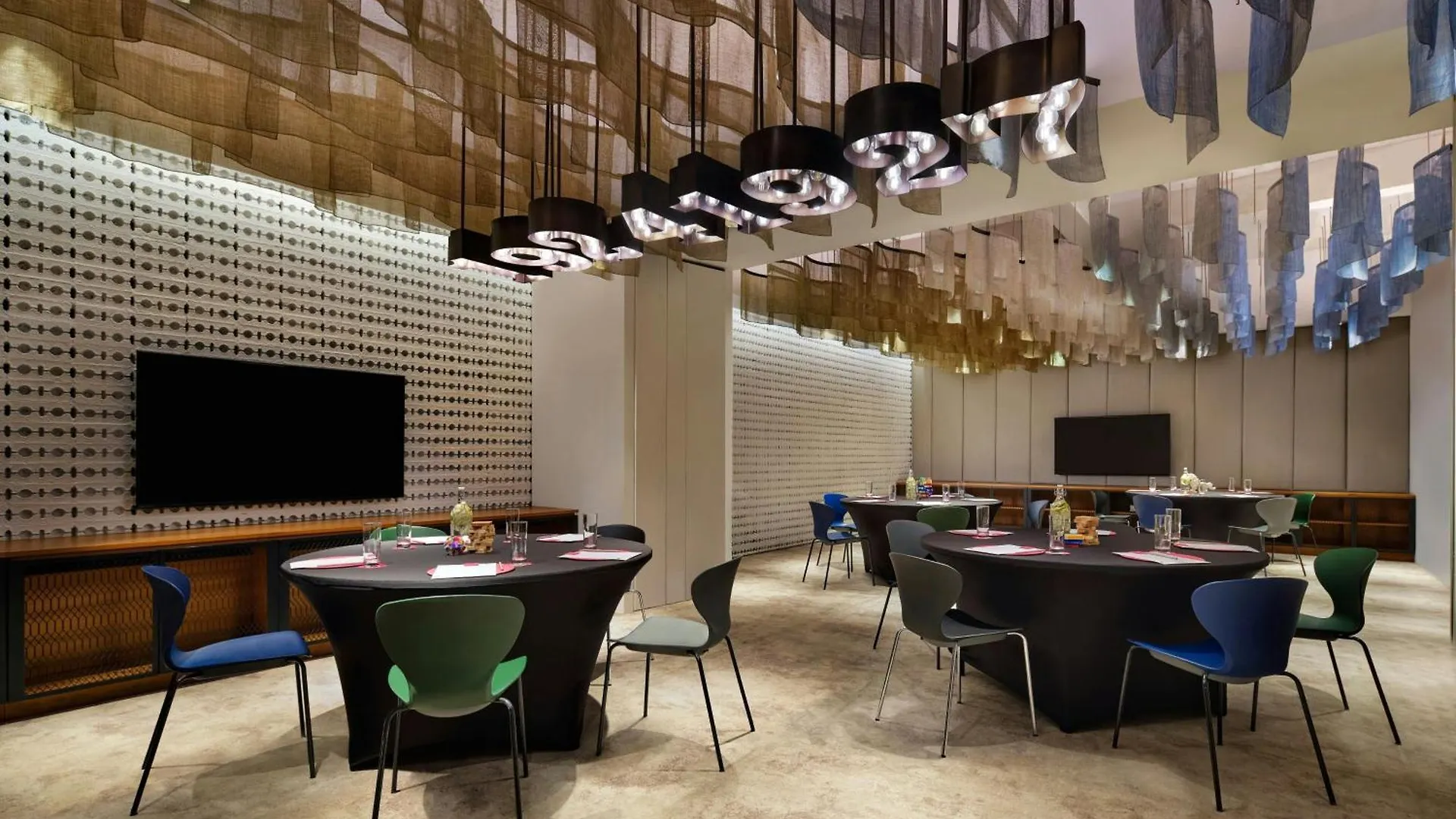 Aloft Bali Seminyak Hotel